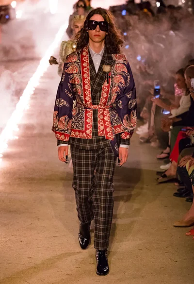 Look 5